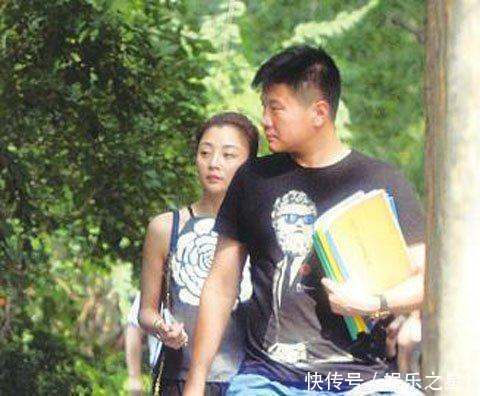 殷桃和李金羽结婚 殷桃的嘴怎么了