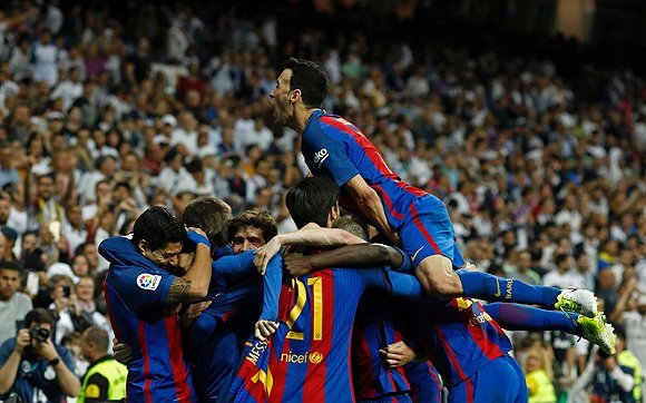 西甲第33轮:梅西读秒绝杀巴萨3-2皇马 最精彩