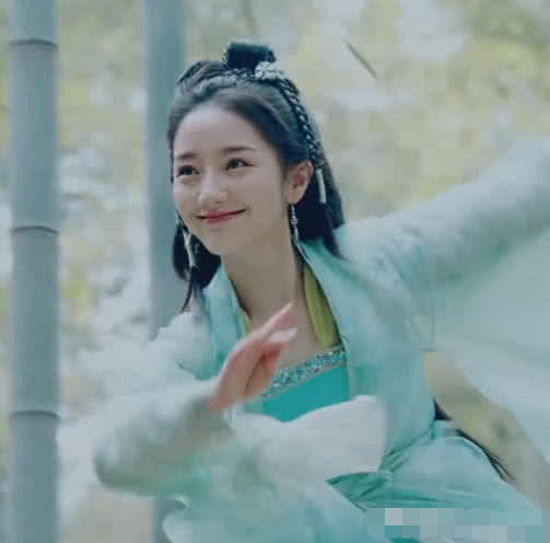 《新白娘子》小青出场方式比鞠婧祎还要美,白