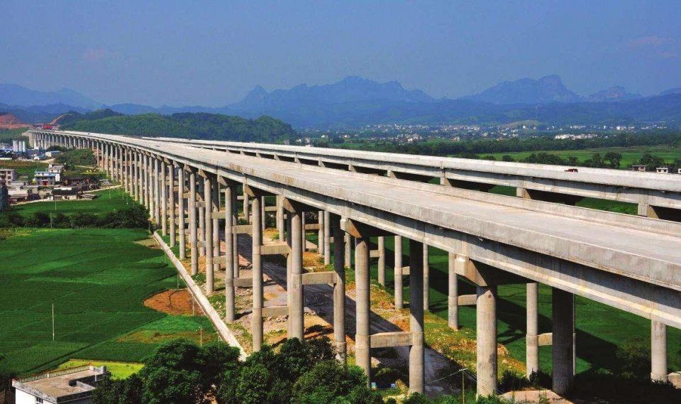 上半年房地产业增加值28797.6亿元,为中国GD