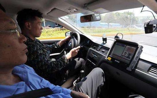 科目三考试被安全员耍阴招,学员提出申诉,考场