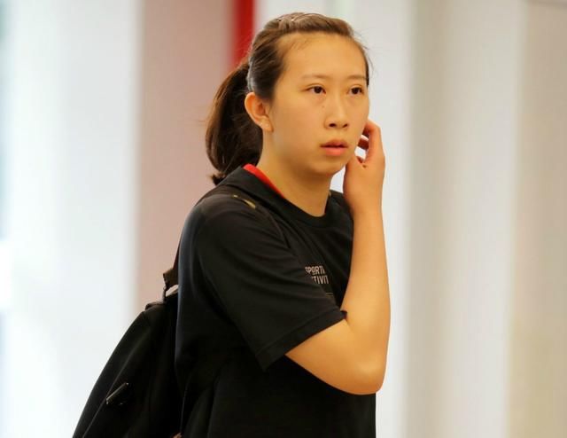 陈馨彤留天津安心打女排半决赛 郎平再征江苏