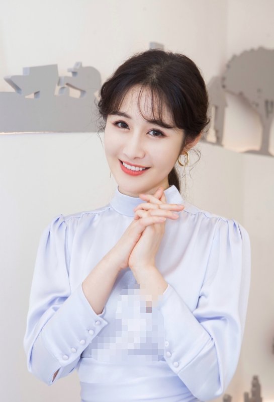 湖南卫视主持人梁田,清新甜美,淑女气质的小姐