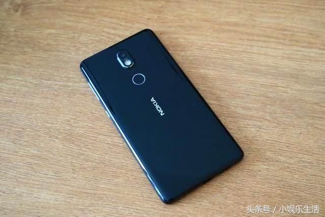 抢不到X6?诺基亚出招:玻璃机身+骁龙+蔡司镜