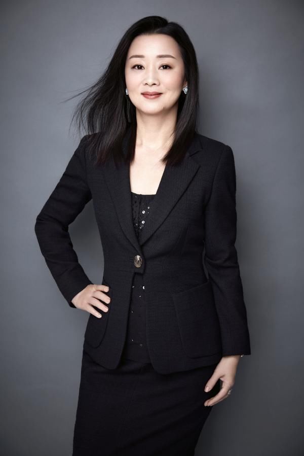 比董明珠还要霸气的女人来抢生意 让马云有些