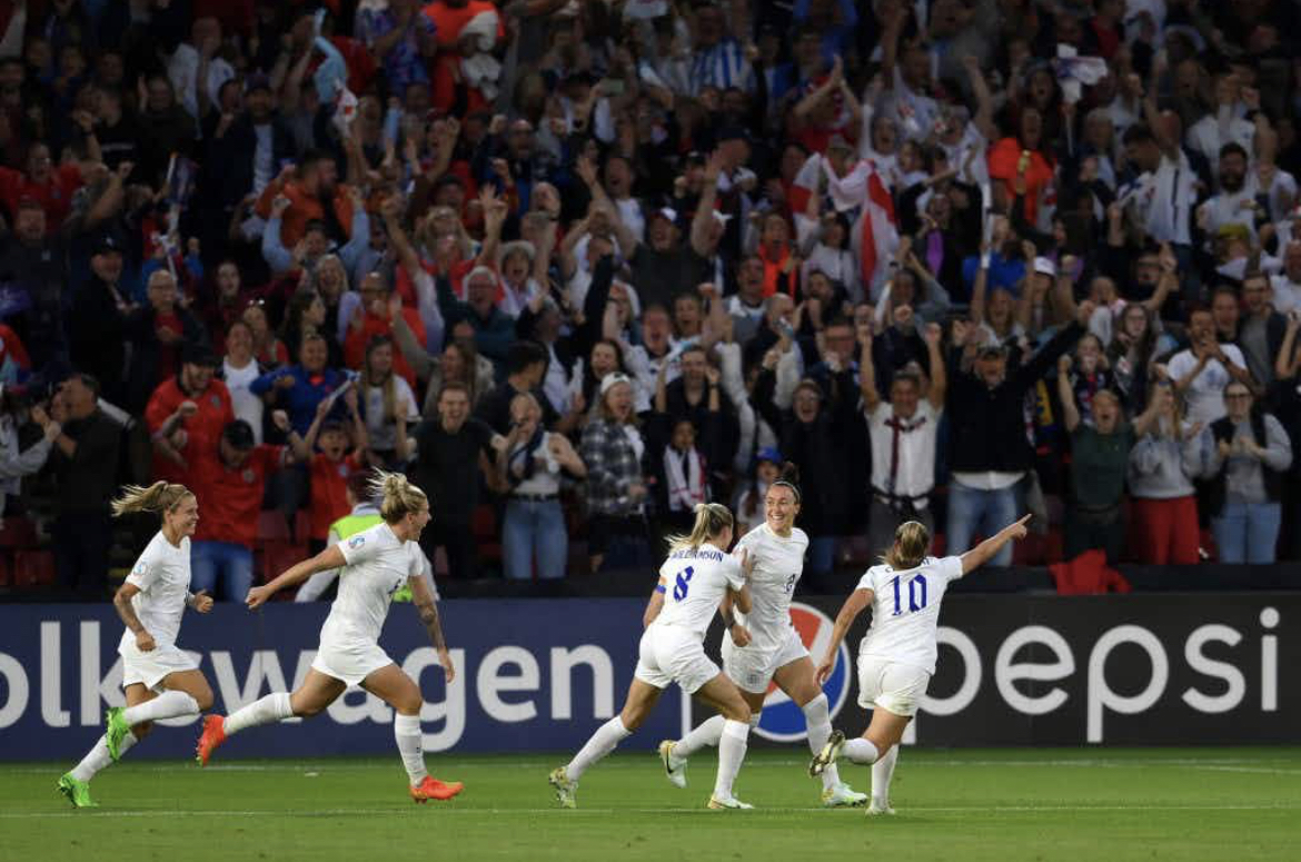 女足欧洲杯：英格兰4-0瑞典，13年后再入决赛