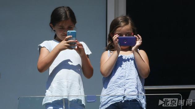 美国儿童使用社交媒体时间比2011年延长10倍