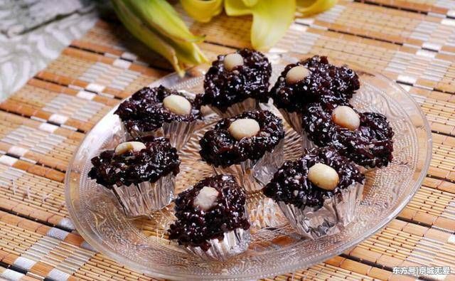 立秋后每天坚持喝黑米粥,连喝7天,3个好处不请