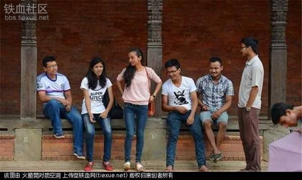 在尼泊尔的洪拉山区，就盛行着这样的习俗。