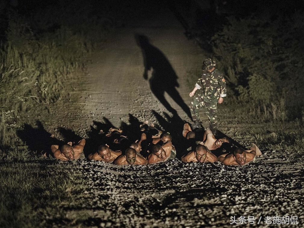 超级战士养成记 空降兵特种部队魔鬼训练画面