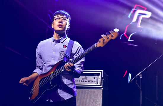 逃跑计划贝斯手刚昂.