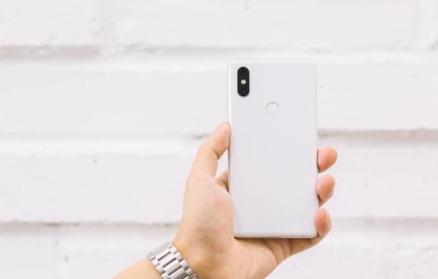 小米 MIX2s值不值得入手,看看米粉的说法