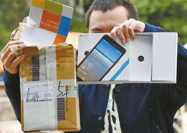 买手机在实体店好还是网上好,这些事情你都知