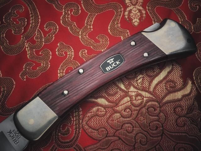 背锁折刀并不是断指神器 历经半个世纪考验最