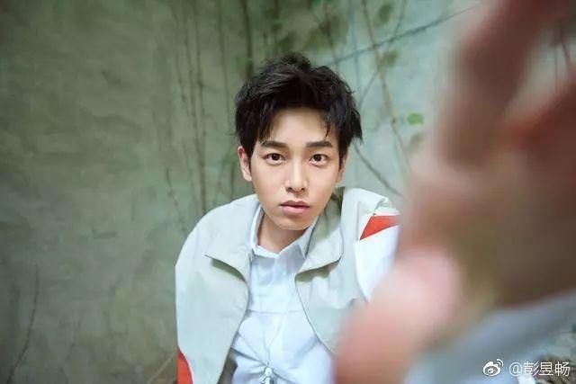 大导演养彩旗?彭昱畅资源差?苗圃没戏拍?宋威