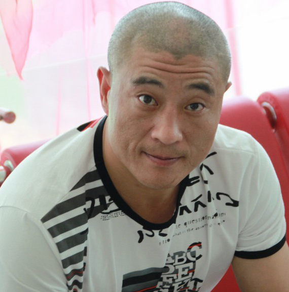 "赵四"风波后沉默 儿子疑发声:等待容忍理解