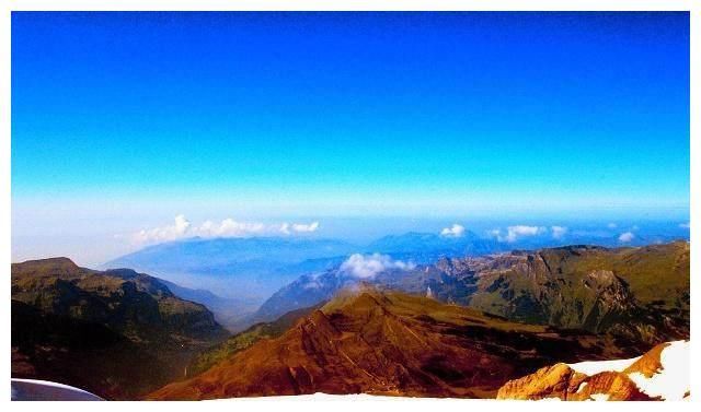 女人有凤凰命和贵人命的面相,这些人不仅命中