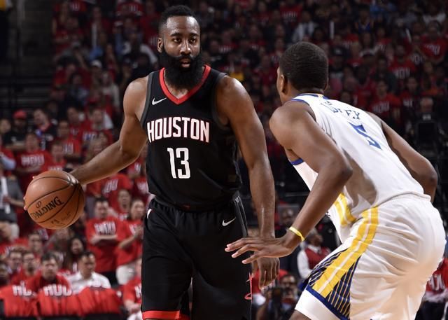 火箭VS勇士G1:勇士用打詹姆斯的方法击败了哈