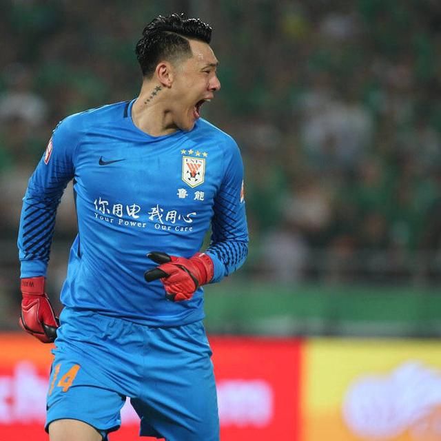 今日直播:国家德比 山东鲁能VS广州恒大 一人