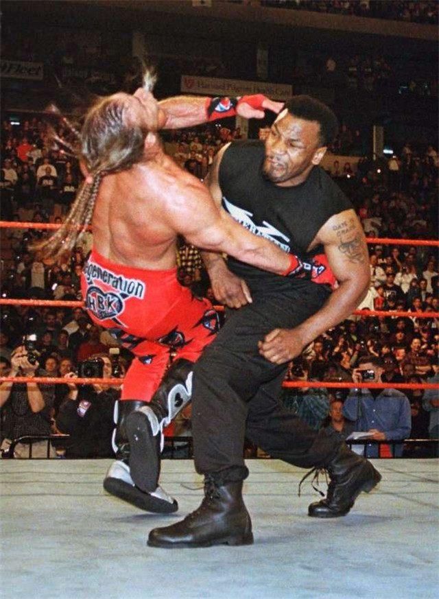 又缺钱了?泰森公开表示希望重返WWE比赛,51