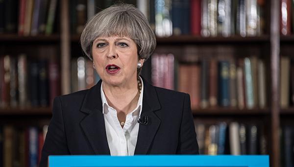 英国大选丨政策空洞让特雷莎优势减弱,工党科尔宾能否逆袭