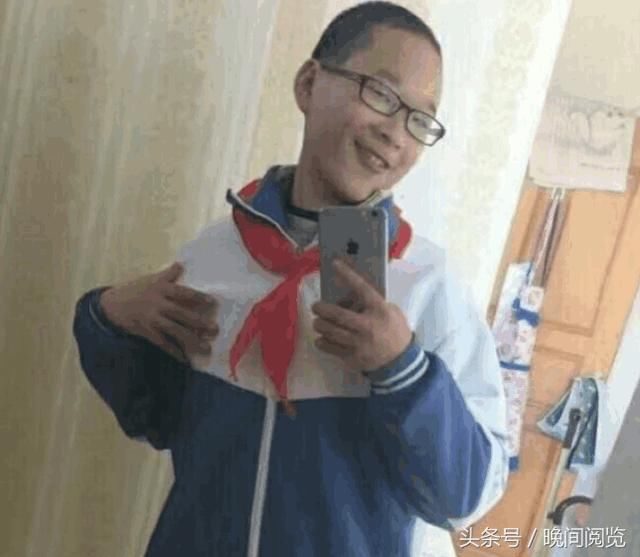 网红小可爱郭乐乐,网吧遭怒打,街边卖艺再被打