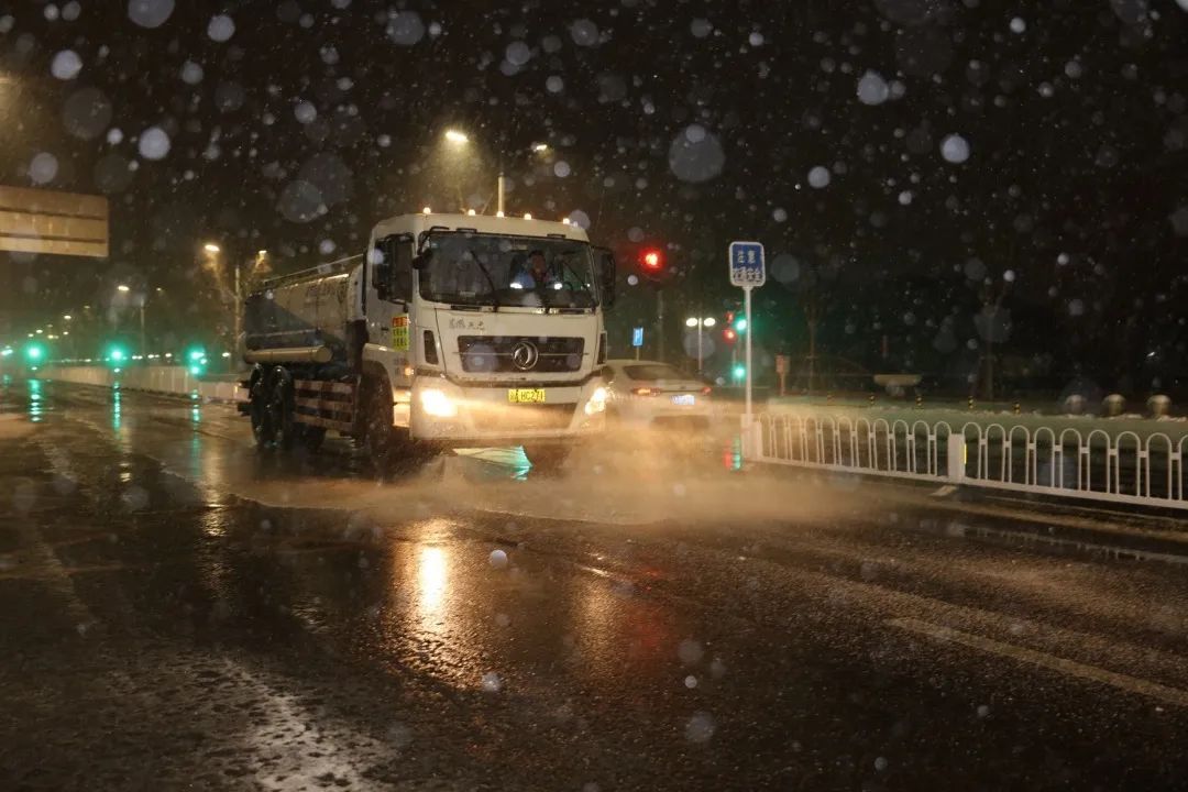 延庆赛区、张家口赛区用上除雪“神器”万金体育下载app