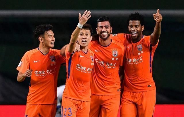 年薪160万人民币!本土最佳教练,年薪只有里皮