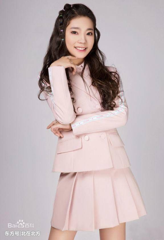 因紫宁,宋祖德怼上四川艺人:最会炒作,谢娜,李易峰等纷纷躺枪