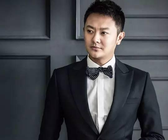 印小天为什么被哈琳娜骗婚?军人家庭出身恋爱经验不丰富