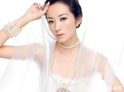 佟亚丽素颜,韩雪素颜,景甜素颜,这差距不是一般