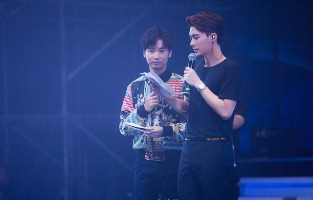 李易峰去年生日会说他遇上了一个喜欢的人,今