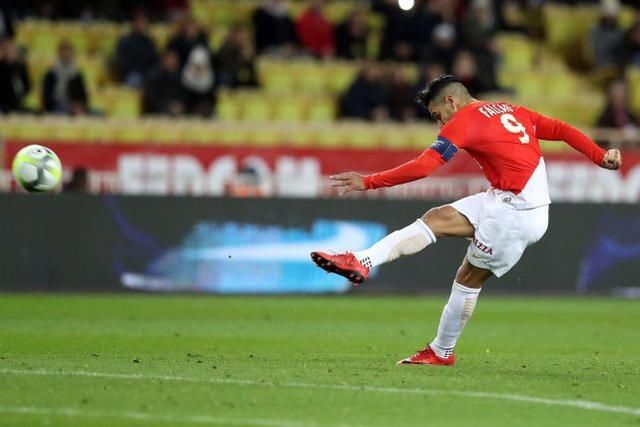 法甲16轮最佳阵容:巴黎首败 摩洛哥边卫发威 雷