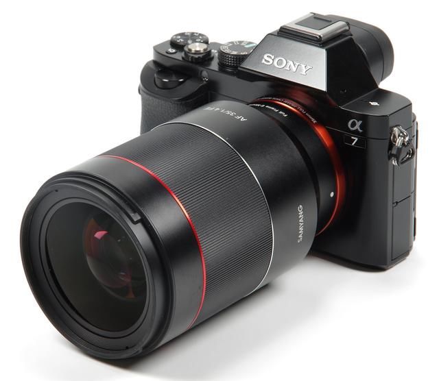 对焦迅速画质好 这支镜头为索尼微单而生