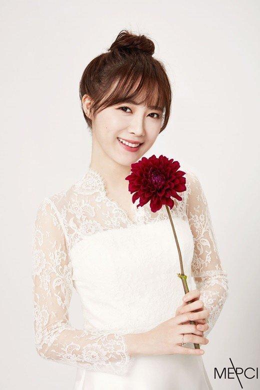 韩女星具惠善本周大婚 婚纱画报美哭了