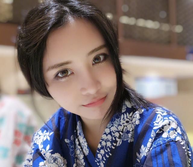 年度盛典阿冷稳坐第一!提莫险胜陈一发,斗鱼2