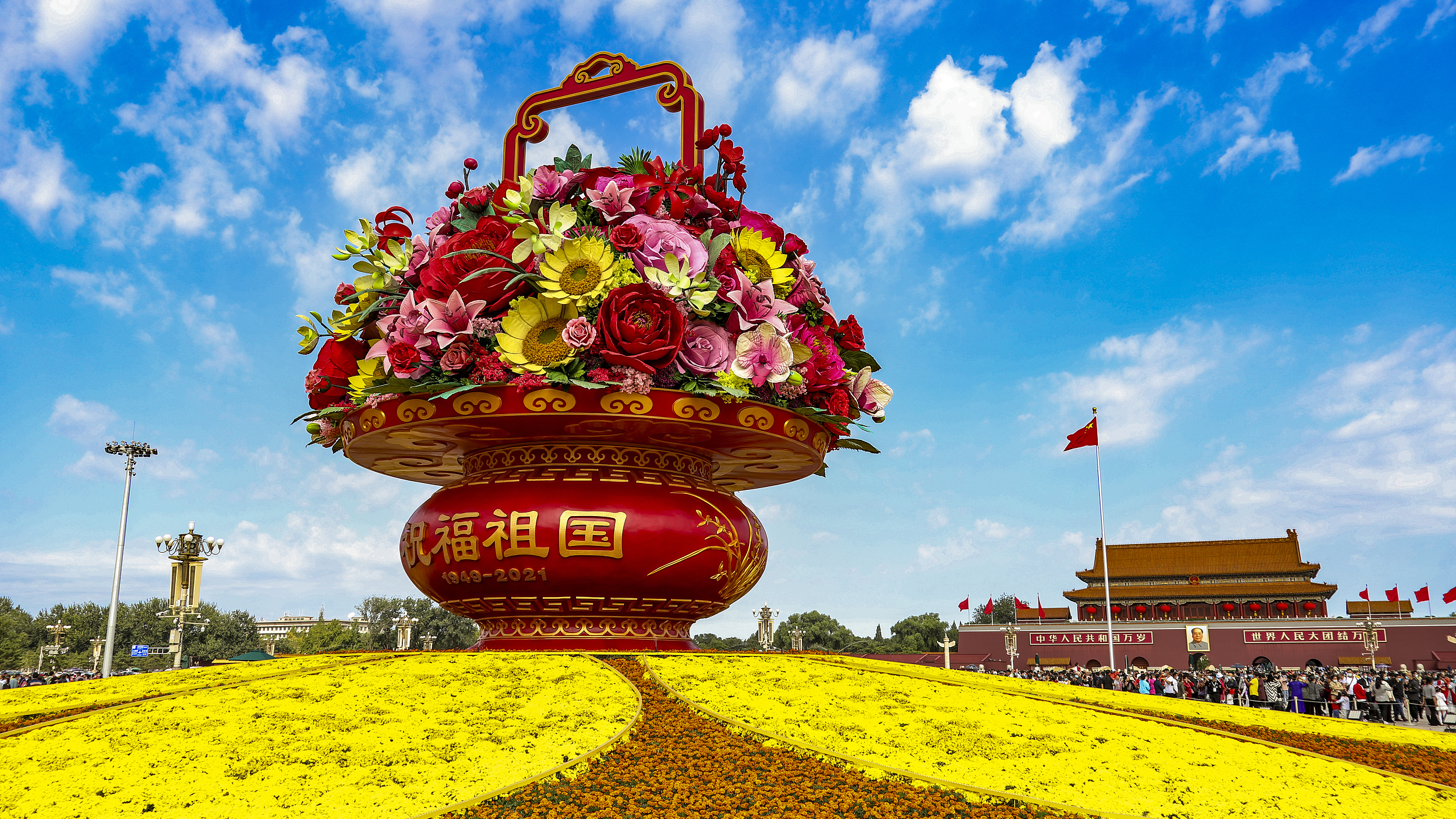 主题公园国庆搜索量暴增8成!北京上海成都成三大热门旅游目的地 主题公园国庆搜索量暴增8成!北京上海成都成三大热门旅游目的地