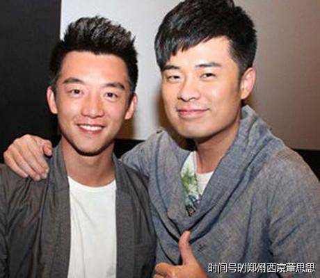 跑男团鹿晗邓超陈赫微博用了同一头像,郑恺尴