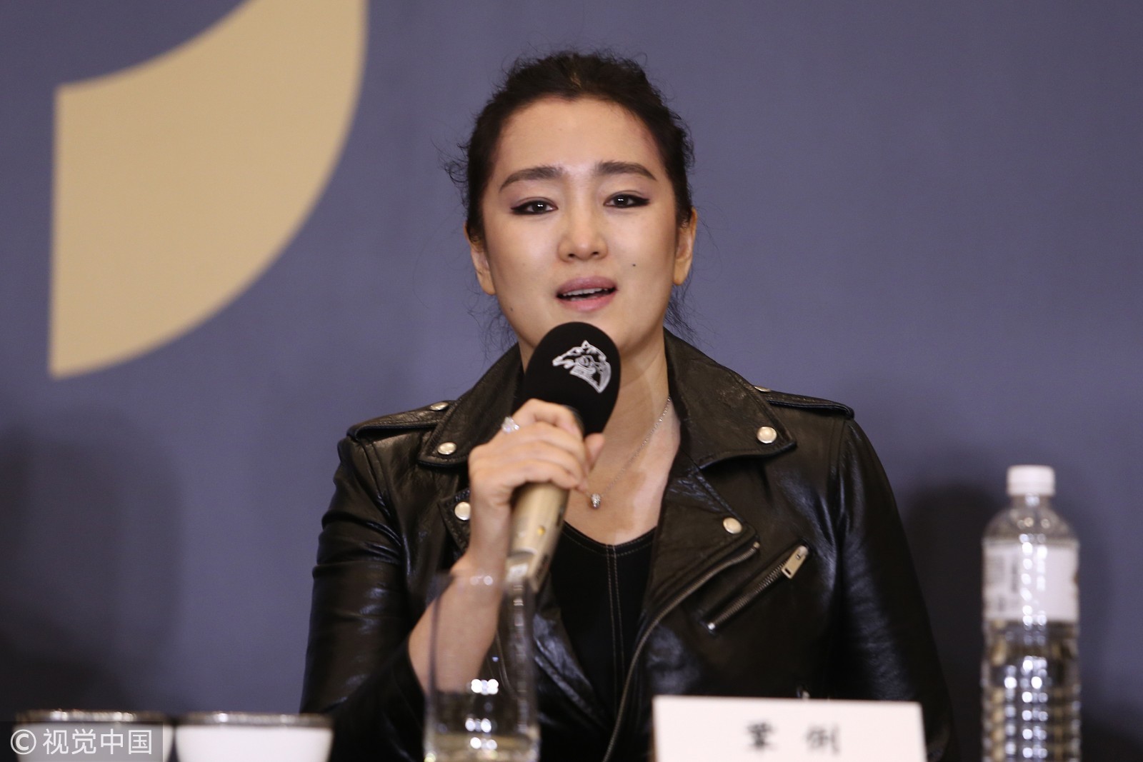 巩俐回应曾怒轰金马奖"不专业" 还称:有我在 金马奖就会公平