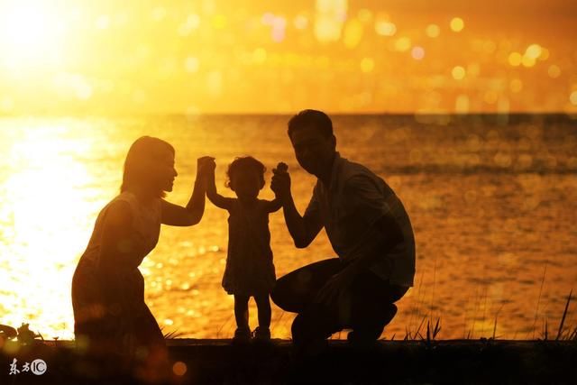 2018年据统计前年将近800万的离婚率,离婚的