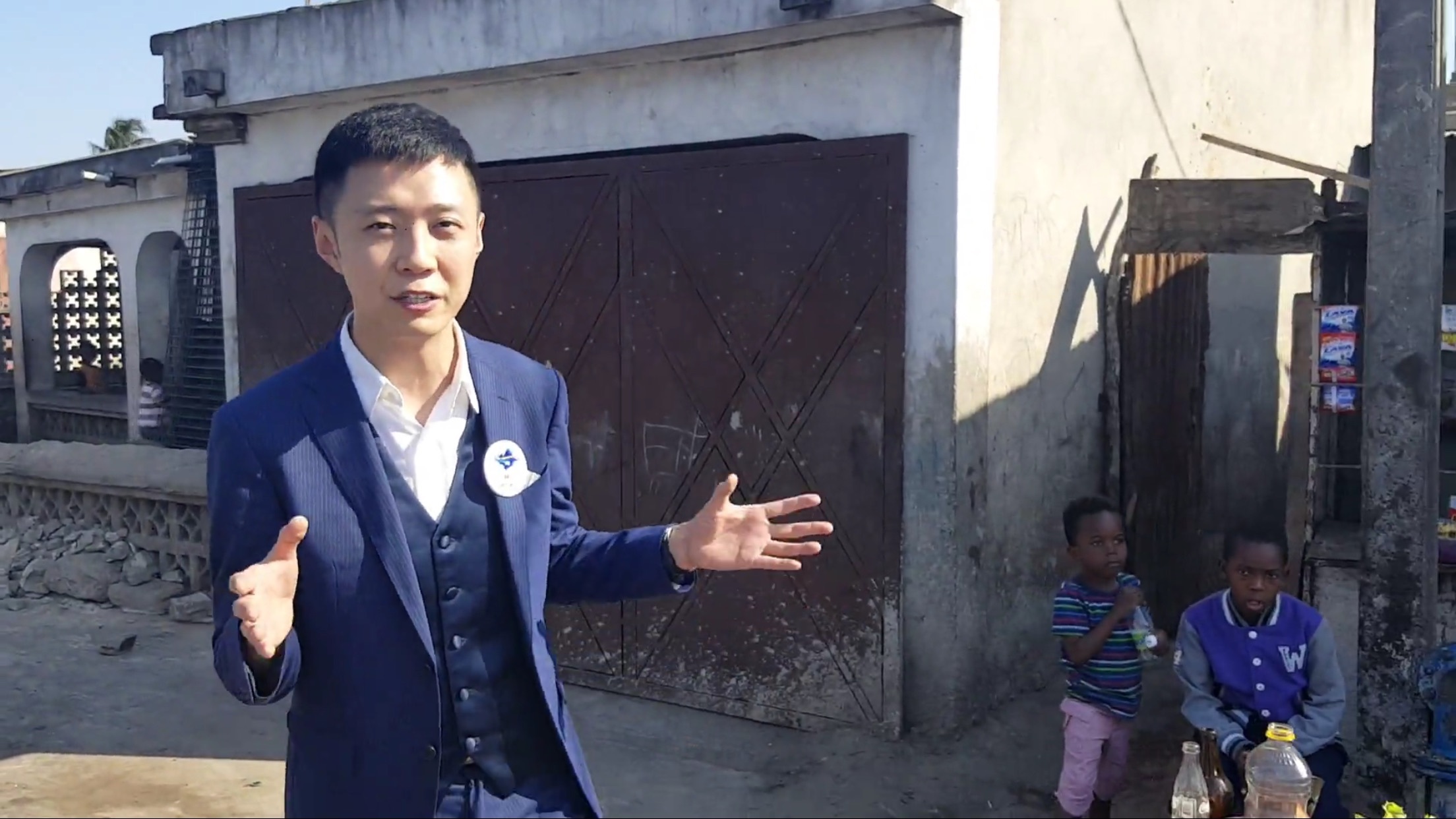 非洲大陆上的村村通 跟中国技工到非洲修电视 非洲大陆上的村村通 跟中国技工到非洲修电视