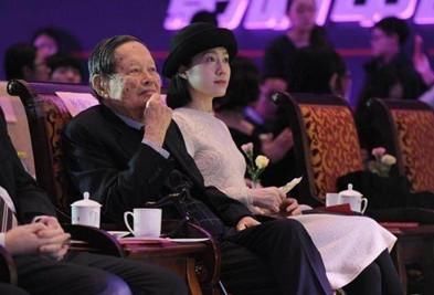 杨振宁为何娶翁帆,这张图可能改变你的看法说