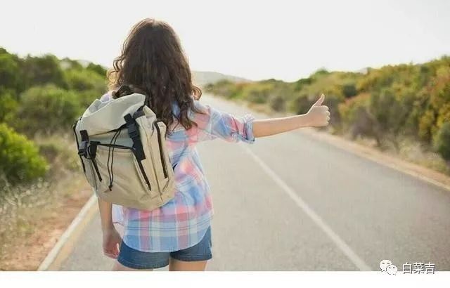 川藏线的青年旅馆,男女混住但一个晚上只要20