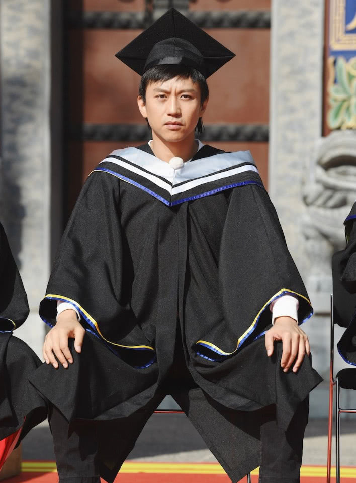 《奔跑吧》开播八分钟,李晨因伤退出被批矫情,事情真相令人吃惊!