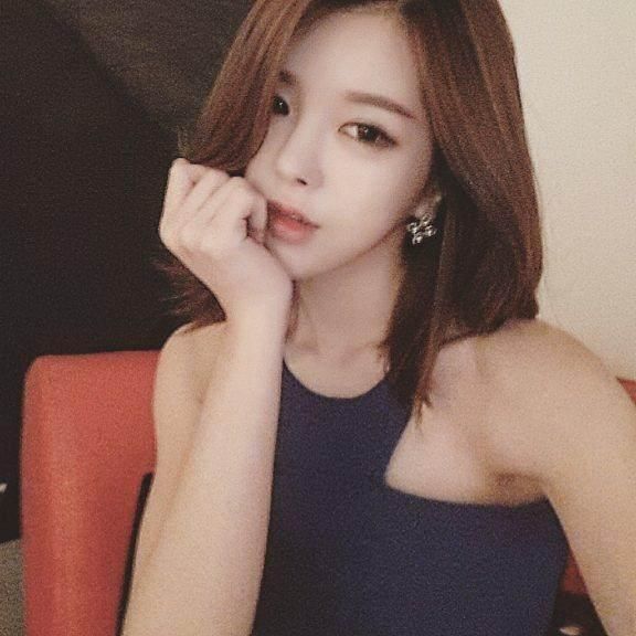 她是曾经的熊猫一姐,被王思聪花重金签下,如今