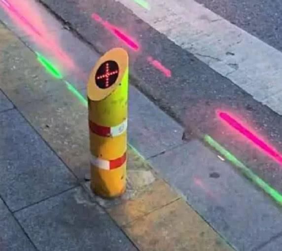 网红熊发传单后,这个东西又火了,网友:抖音终