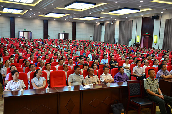 余庆县召开2018年棚户区改造工作誓师大会