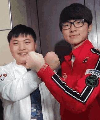 路人王眼中的小狗和大魔王,对小狗评价高,但与