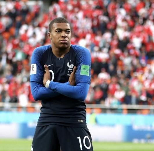 幕后申花高层激励年轻球员上位:机会不能靠等