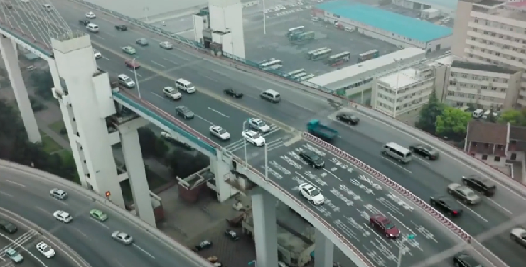 《人工智能真的来了》第二集:无人驾驶离我们有多远 《人工智能真的来了》第二集:无人驾驶离我们有多远